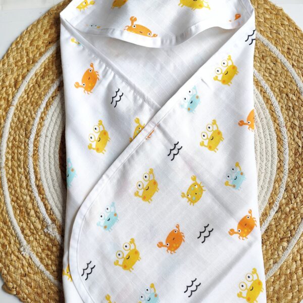 Muslin Hooded Towel – Crab Print