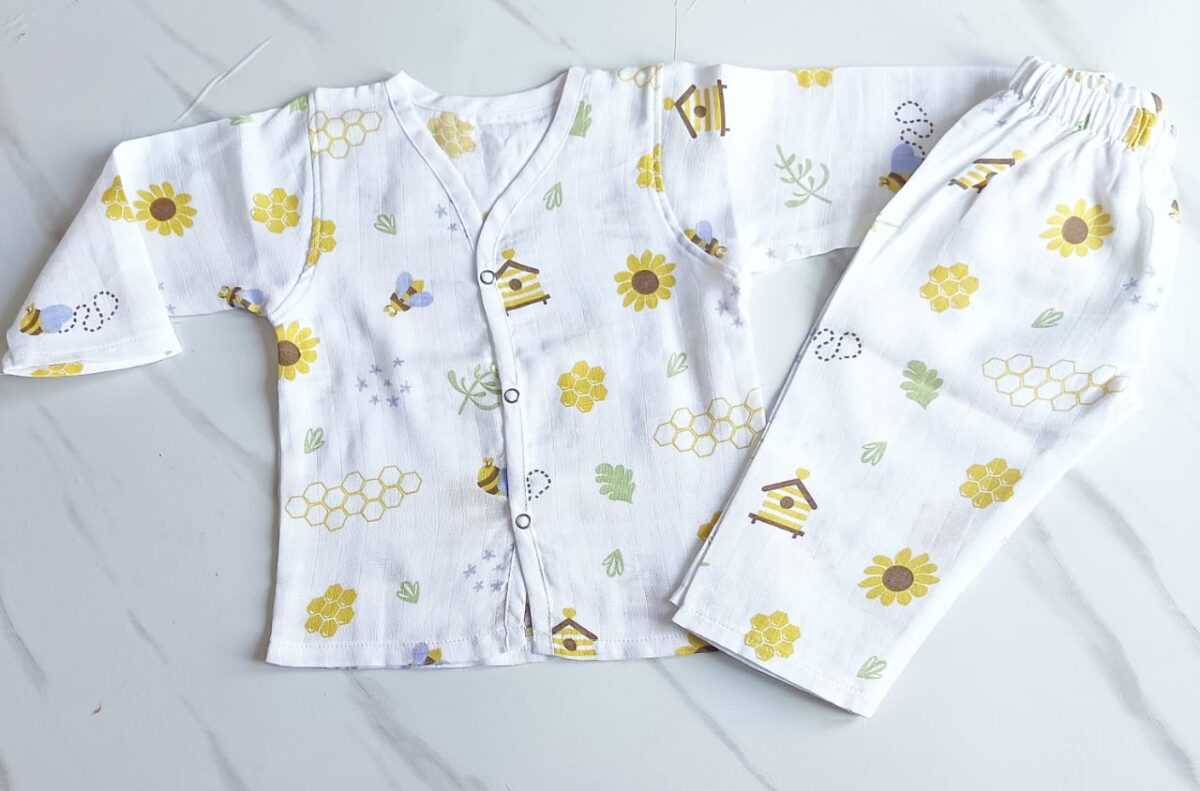 Muslin Night Suit - Honey Bee Print
