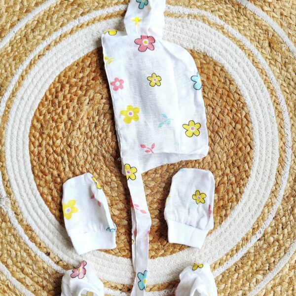 Muslin Cap, Mitten & Booties Set – Flower Print