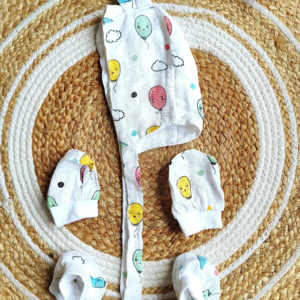 Muslin Cap, Mitten & Booties Set – Balloon Print