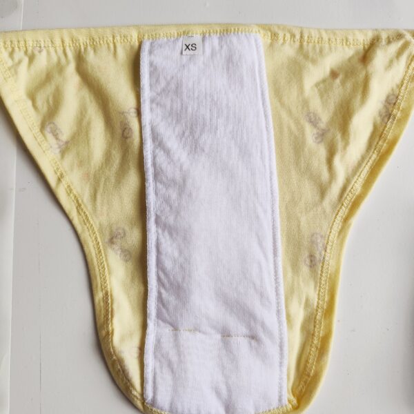 Cotton Nappies (0 – 3 Months) – Blue