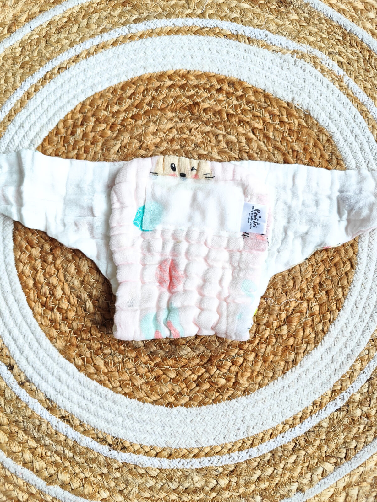 Colored Muslin Crinkled Nappies - Pink Shade (0 - 3 Months) - 6 Layered - Image 3