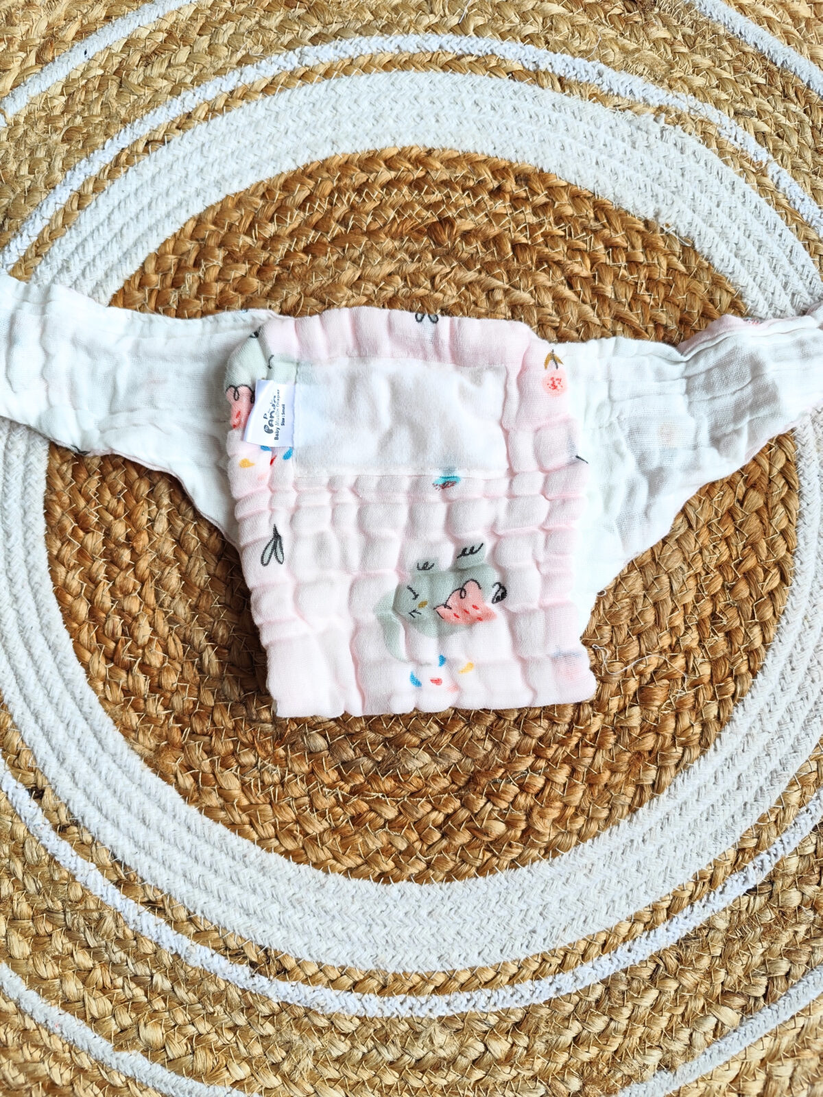 Colored Muslin Crinkled Nappies - Baby Pink Shade (0 - 3 Months) - 6 Layered - Image 3