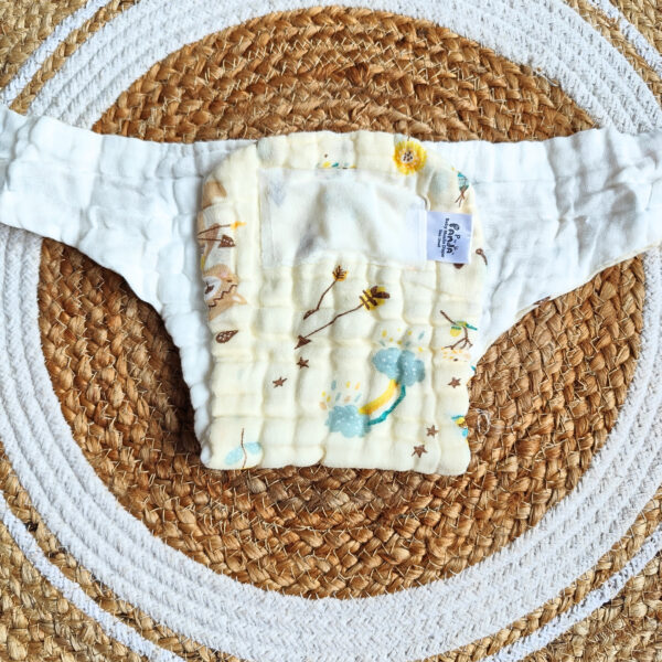 Colored Muslin Crinkled Nappies – Cream Shade (0 – 3 Months) – 6 Layered