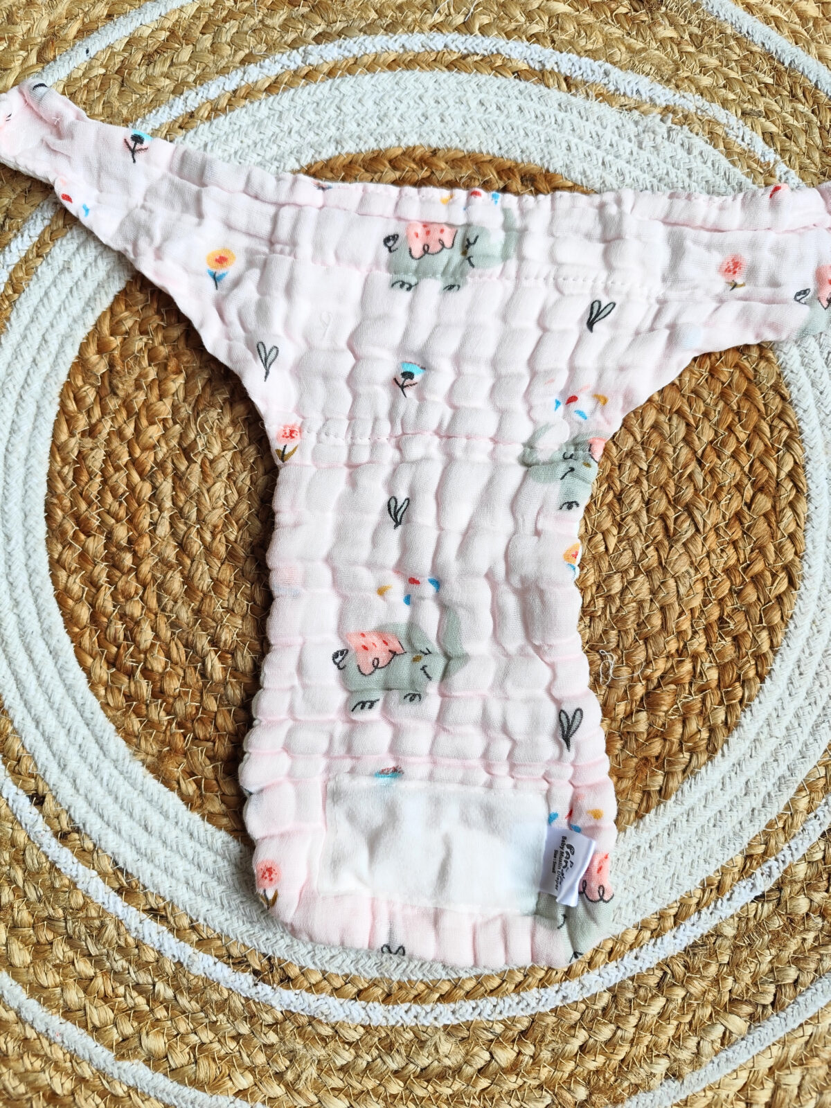 Colored Muslin Crinkled Nappies - Baby Pink Shade (0 - 3 Months) - 6 Layered - Image 2