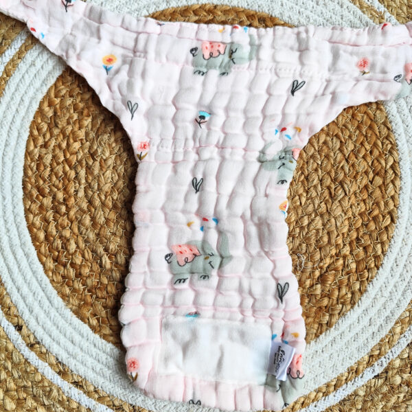Colored Muslin Crinkled Nappies – Baby Pink Shade (0 – 3 Months) – 6 Layered