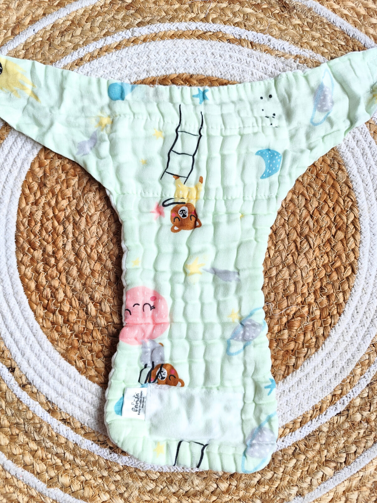 Colored Muslin Crinkled Nappies - Green Shade (0 - 3 Months) - 6 Layered - Image 3