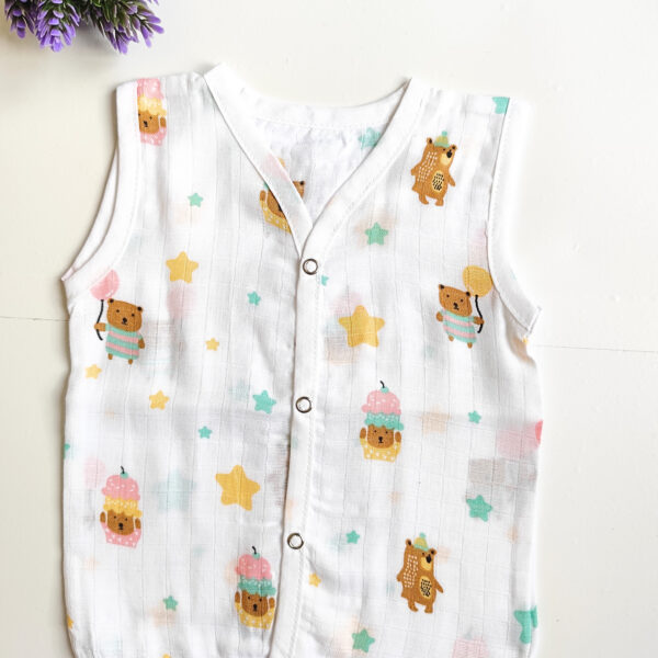 Muslin White Printed Jablas (3 – 6 Months) (Buy 5 @ ₹399)