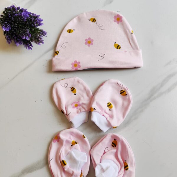 Cotton Cap, Mittens & Booties Set – Honeybee Print (0 – 6 Months)