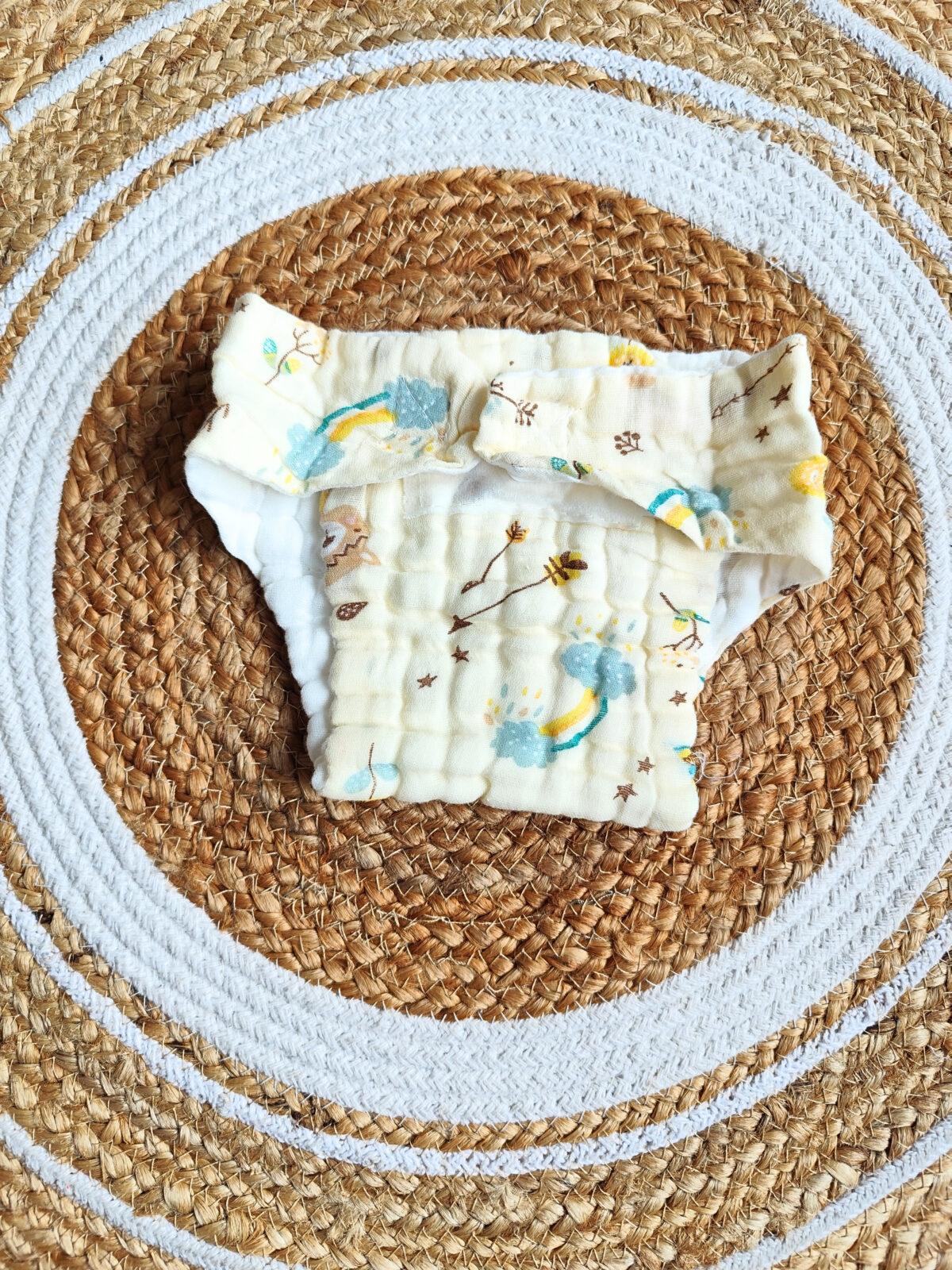 Colored Muslin Crinkled Nappies - Cream Shade (0 - 3 Months) - 6 Layered