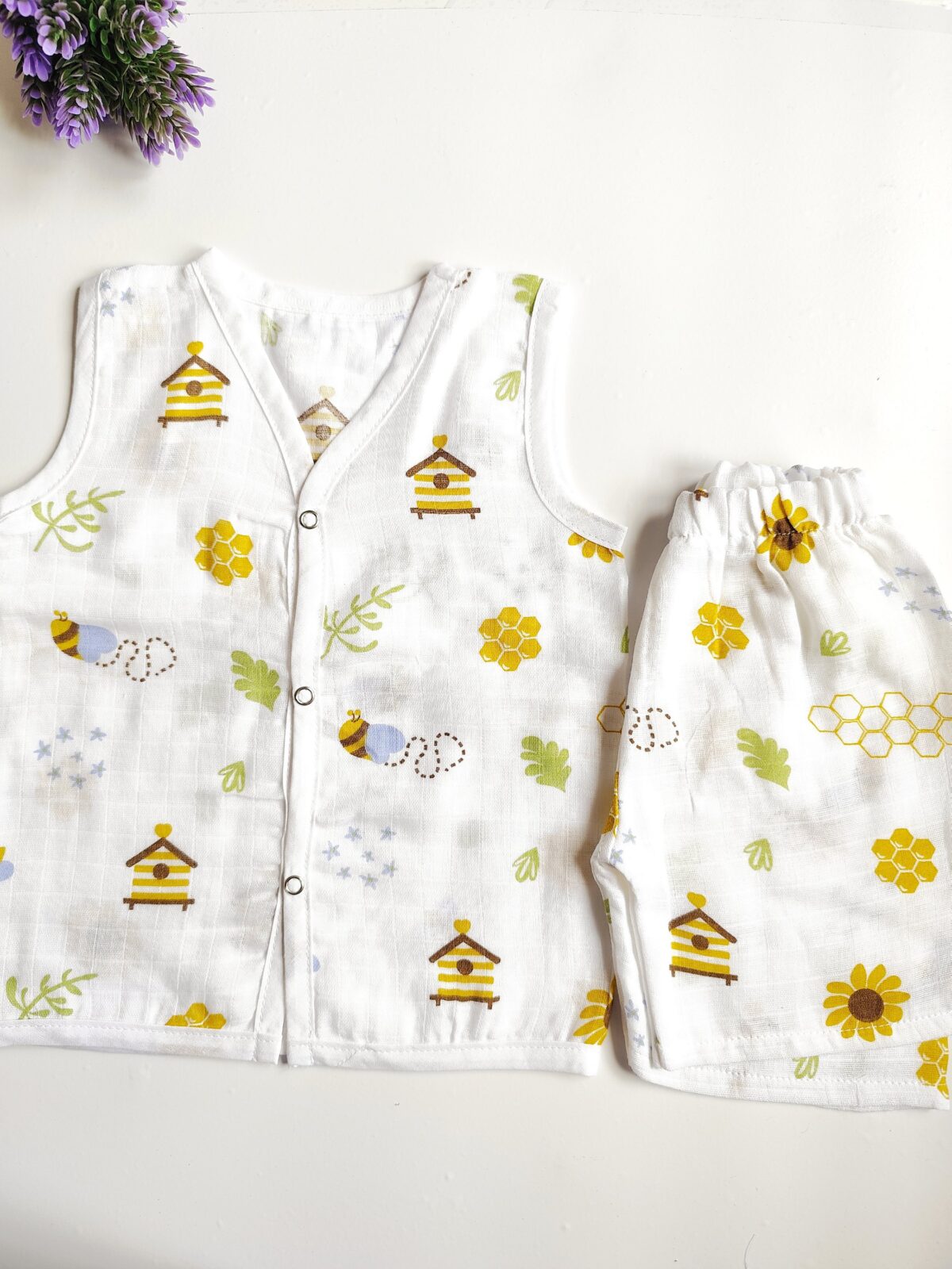 Muslin White Co-Ord Sets - Honey Bee Print