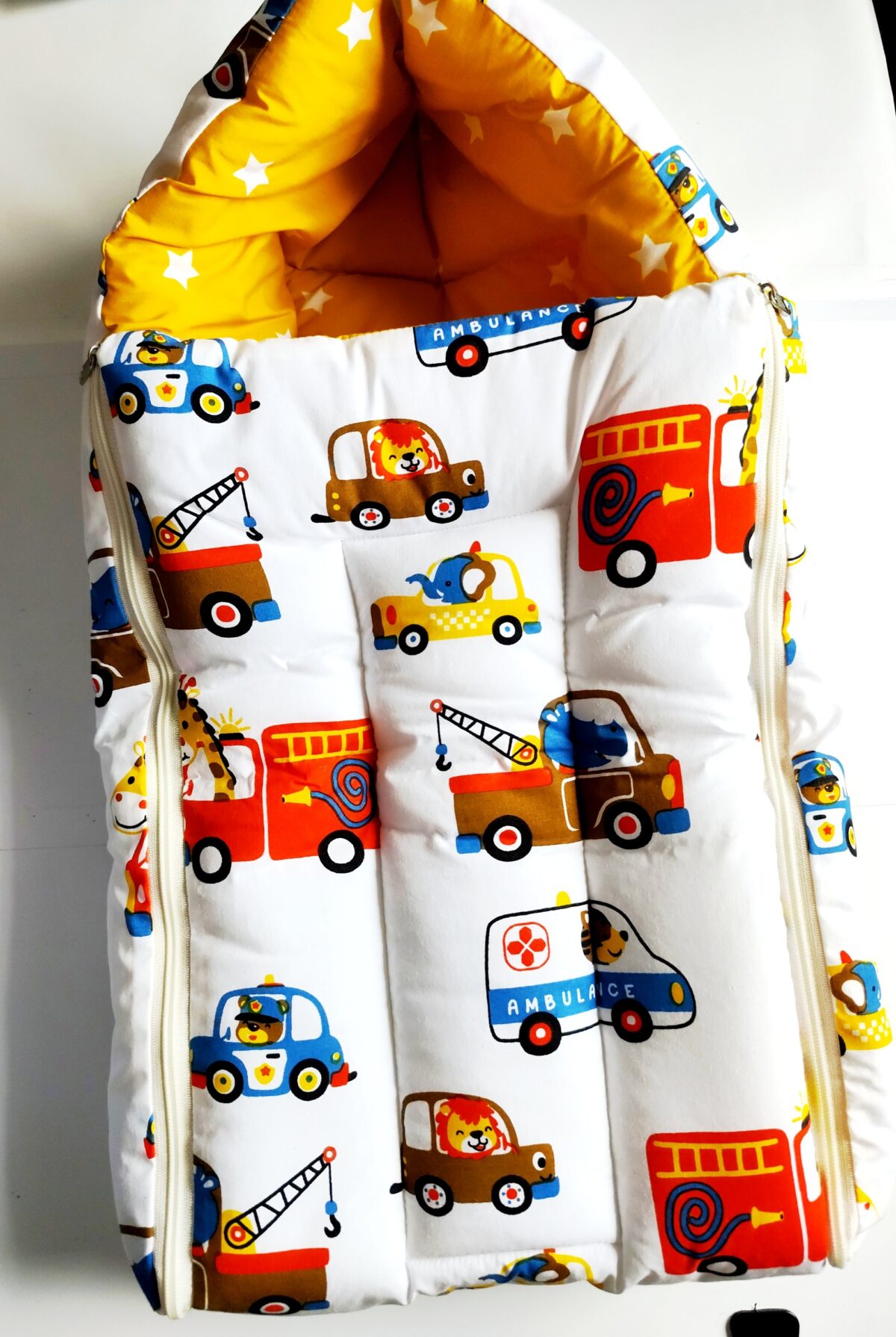 Organic Cotton Carry Bed - Car Print