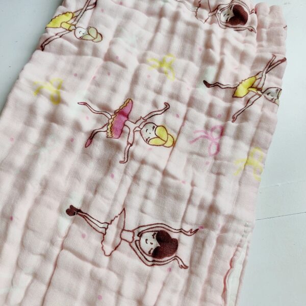 Muslin Colored Crinkled Bath Towel – Light Pink Shade (50*100 cm)
