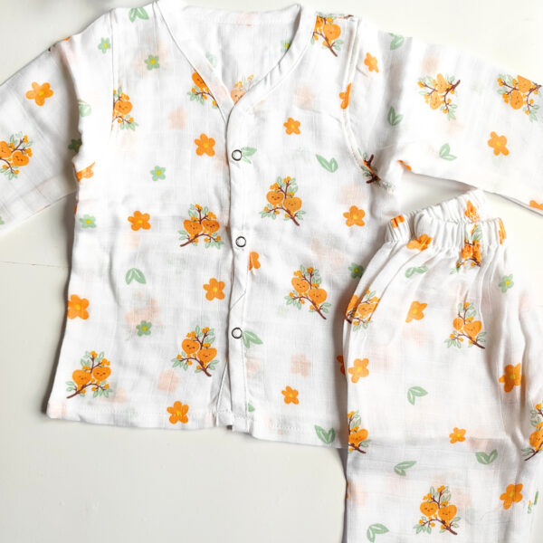 Muslin Night Suit – Orange Pear Print