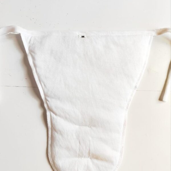 Muslin Sponge Nappies – Pack of 2 – (0 – 3 Months) (Random Prints)