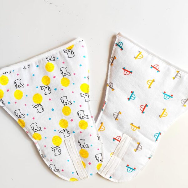 Muslin Sponge Nappies – Pack of 2 (0 – 6 Months) (Random Prints)