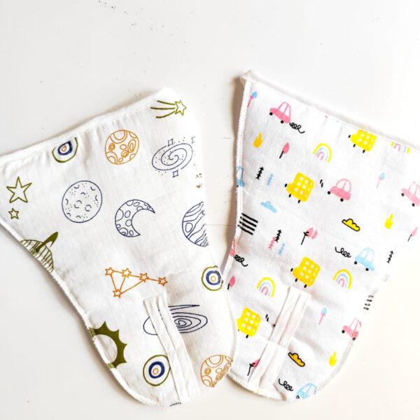 Muslin Sponge Nappies - Pack of 2 - 0 to 3 Months (Random Prints)