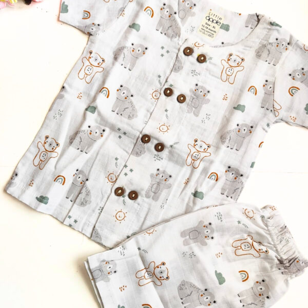 Muslin Co Ord Set – Polar Bear Print (12 – 18 Months)