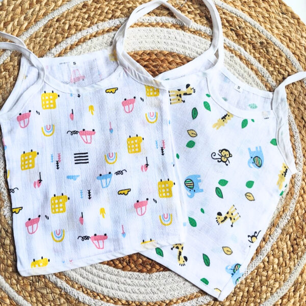 Pack of 2 Muslin Knot Jablas (Affordable Range) – Random Prints (0 – 3 Months)