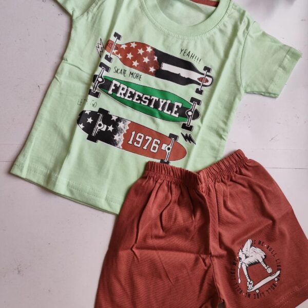 FreeStyle Print Top & Bottom Set – Green