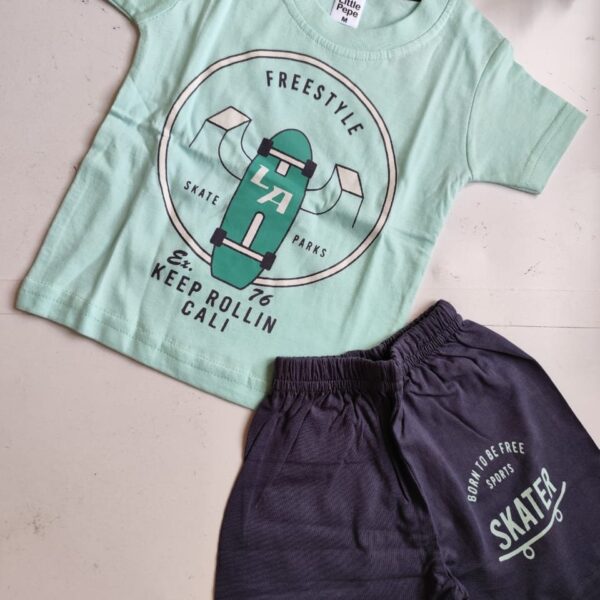 FreeStyle Print Top & Bottom Set – Green